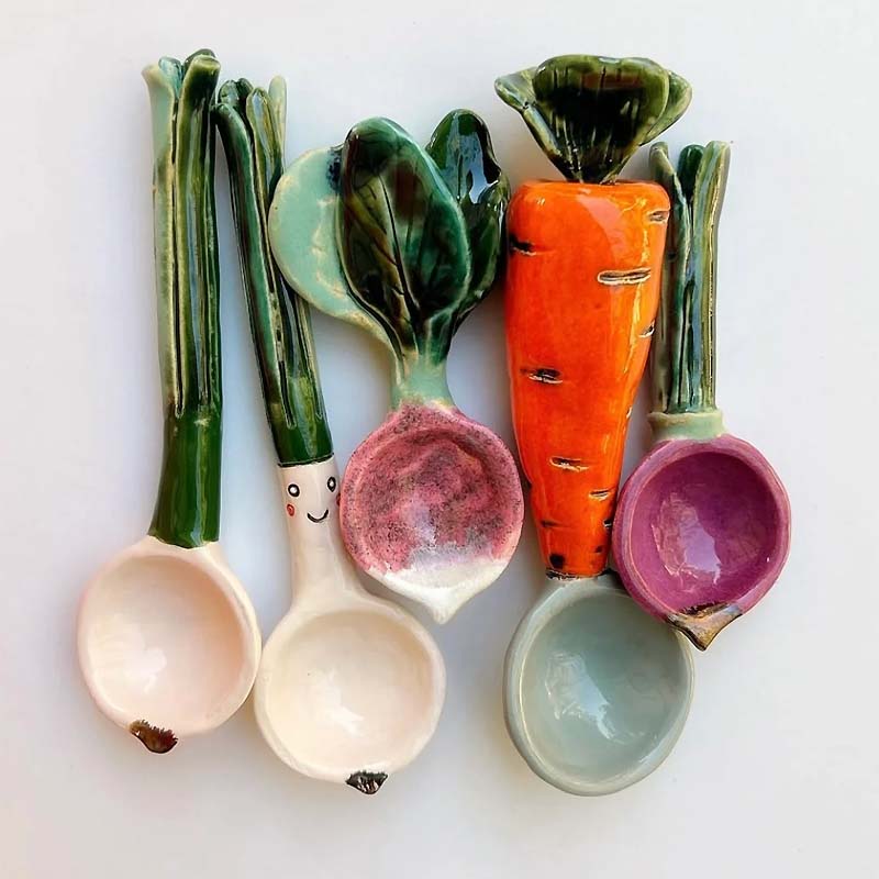Cute Carrot Design Ceramic Spoon – Whimsical Tableware for Kitchen or Gifts, Customizable