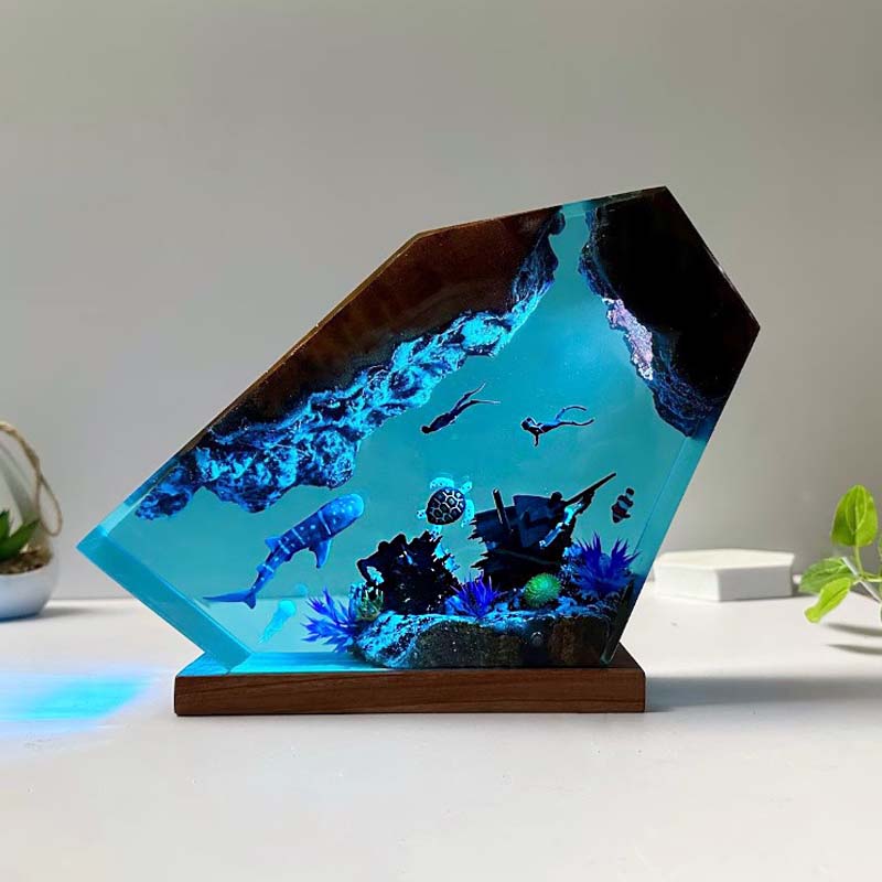 3D Resin Ocean Night Light – Whale, Turtle & Diver Scene, Perfect Coastal or Nautical Home Decor