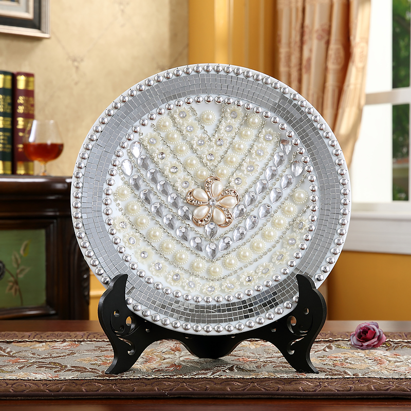 Artistic Ceramic Plate Collection – Handmade Decorative Plates